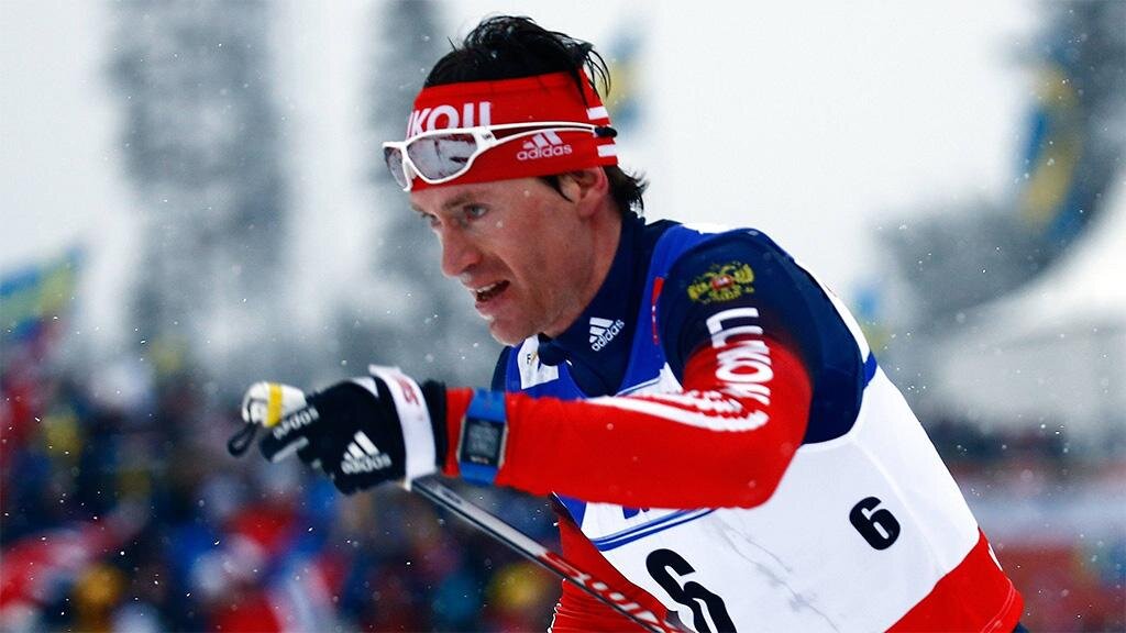 Максим Вылегжанин: «Завершаю профессиональную карьеру, но не вешаю лыжи на гвоздь»