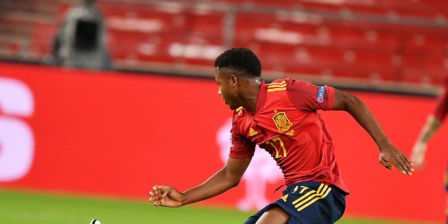 Фати стал самым молодым автором гола в истории сборной Испании