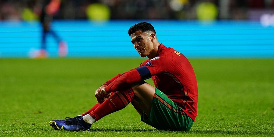Роналду расплакался на поле после поражения от Сербии — СМИ