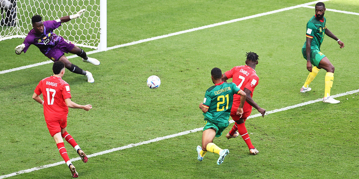 Главный тренер сборной Камеруна заявил, что расслабленность игроков стала причиной поражения от швейцарцев в матче ЧМ
