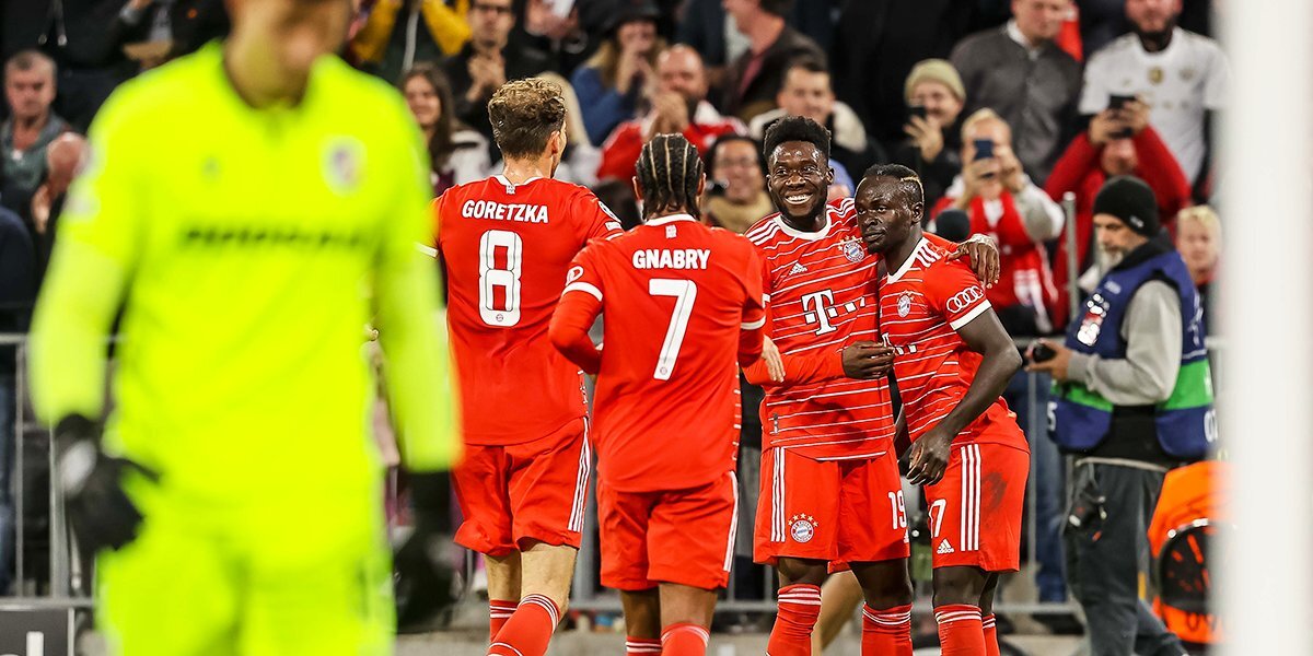 «Бавария» с разгромным счетом победила чешскую «Викторию» в Лиге чемпионов