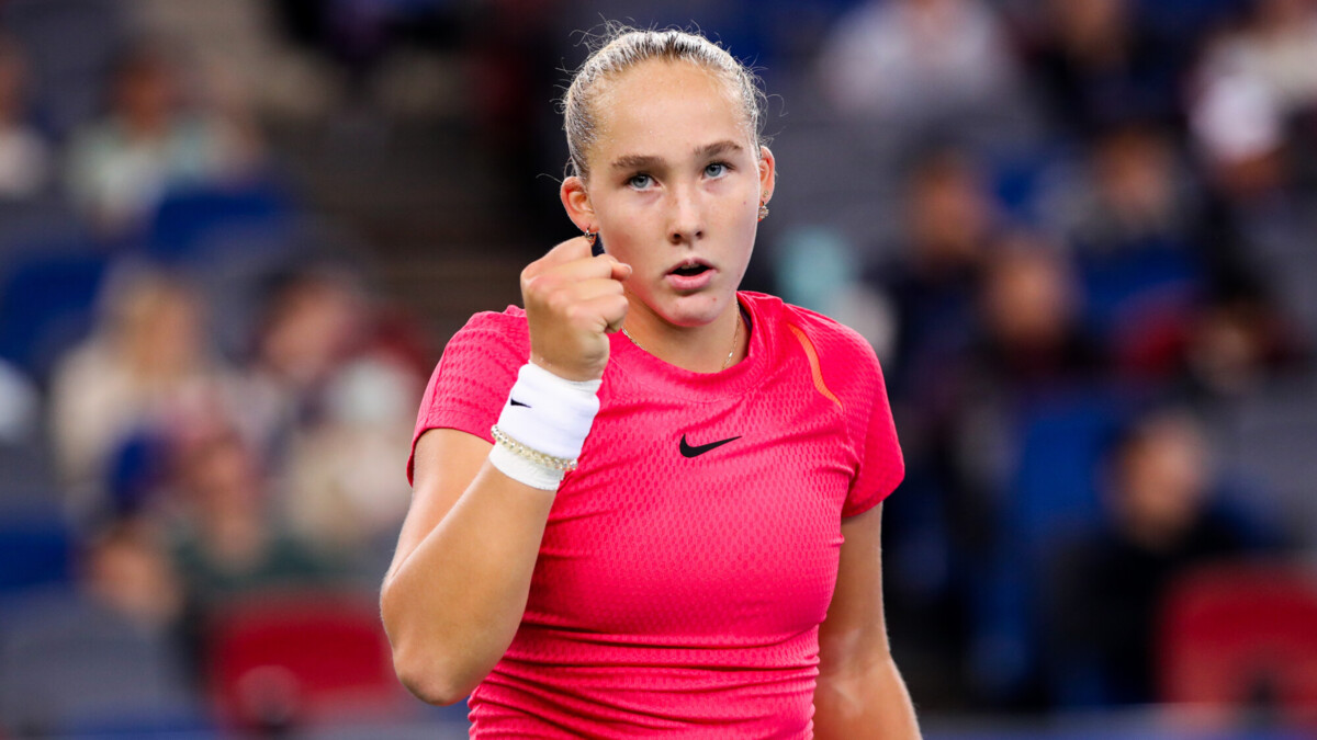 Мирра Андреева вошла в топ‑15 сезонного рейтинга WTA