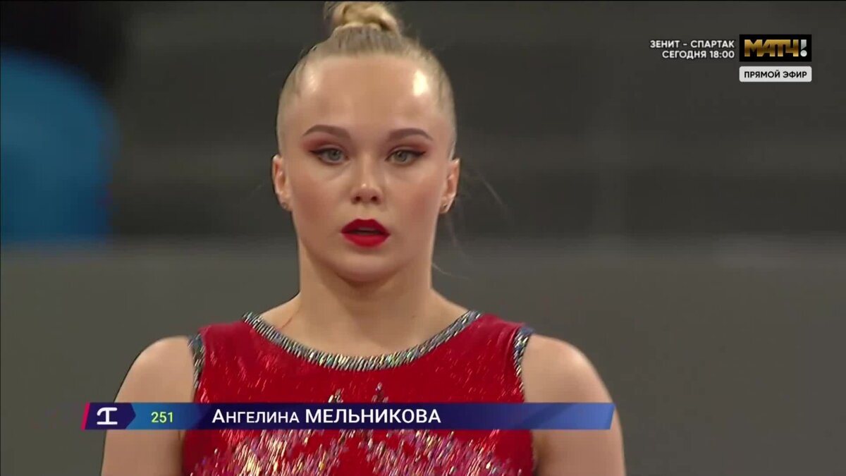 Наталья Мельник покорила дом-2 голыми дойками