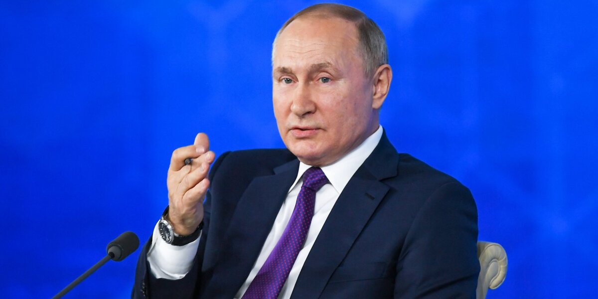 Владимир Путин лишен звания великого мастера тхэквондо из-за ситуации на Украине