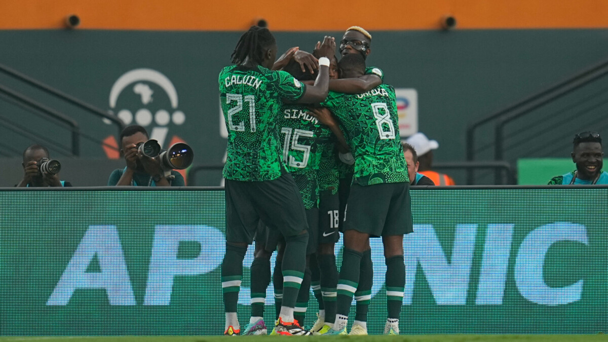 Гол Лукмена принес сборной Нигерии победу над командой Анголы в  четвертьфинале Кубка африканских наций