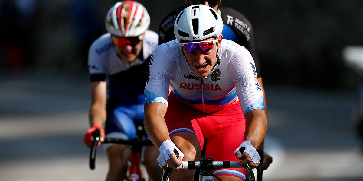Россиянин Сырица одержал первую профессиональную победу, выиграв стартовый этап «Тура Лангкави»