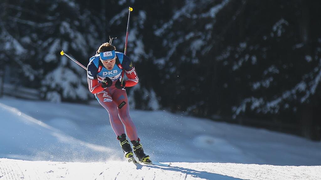 Шипулин — лучший на лыжне среди россиян, Шопин уступил Фуркаду больше трех минут