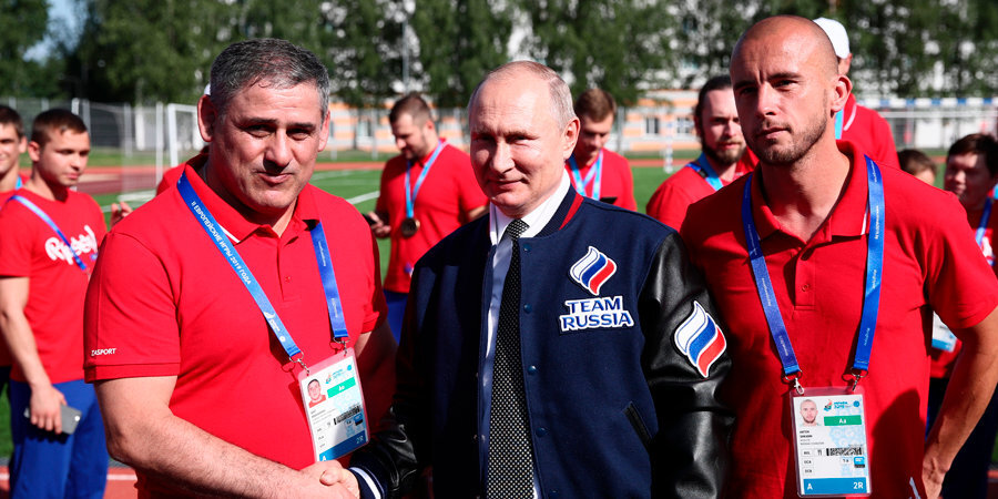 Путин отметил организацию Европейских игр в Минске и получил поздравления от Баха