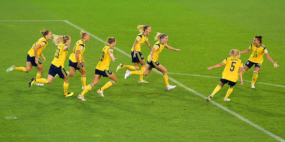 Швеция вырвала путевку в полуфинал женского Евро, забив Бельгии на последней минуте