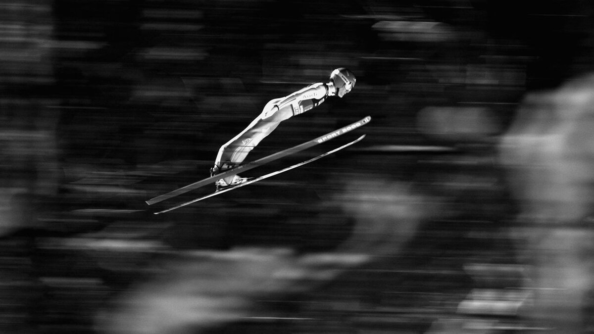 Кобаяси выиграл первый этап «Турне четырех трамплинов», Климов — 20-й