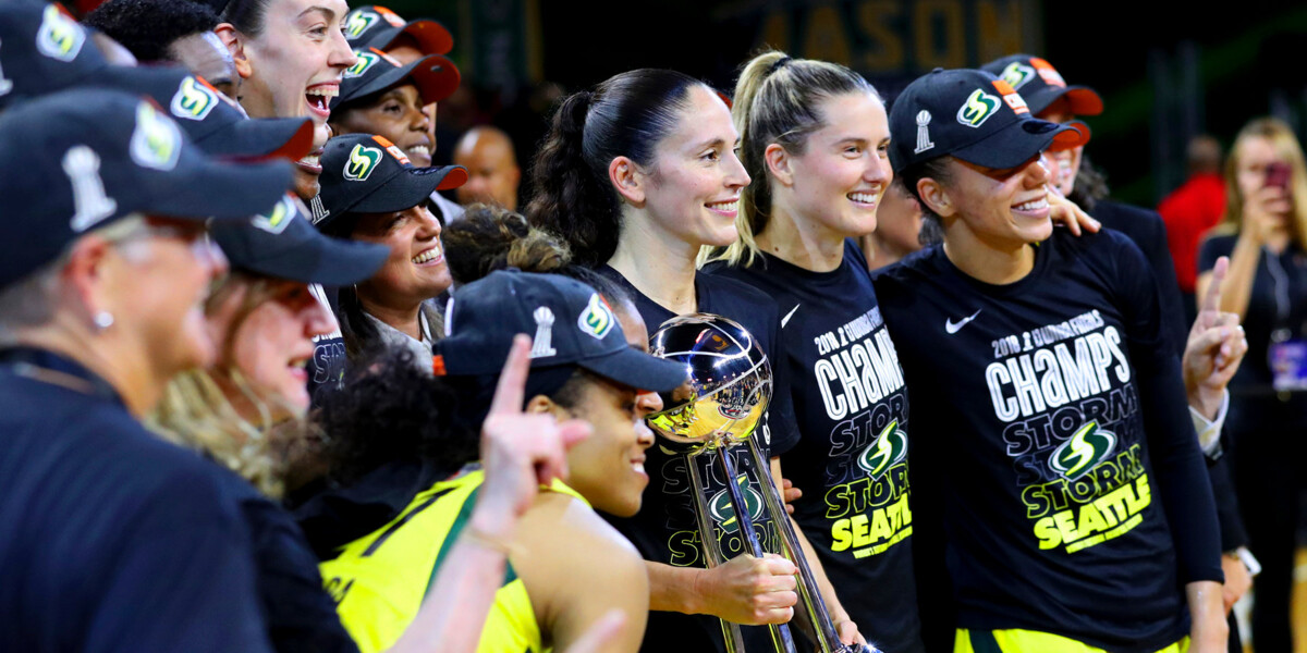 «Сиэтл» в третий раз завоевал титул чемпиона женской НБА