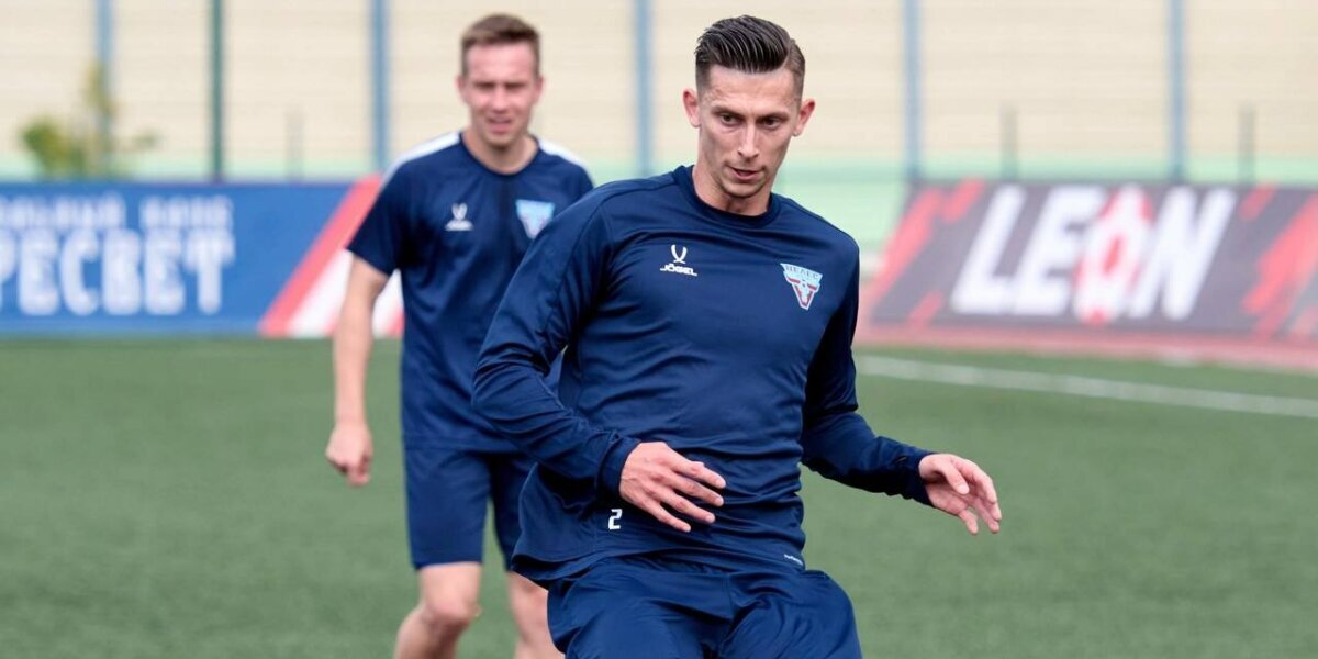 Экс‑футболист «Спартака» Кутепов заявил, что планирует вернуться в РПЛ в составе «Велеса» к 2026 году