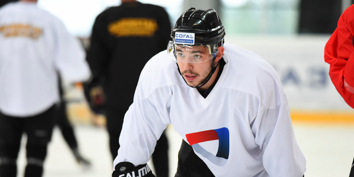 НХЛ признала ошибкой информацию об участии Васильева в предсезонном матче «Филадельфии»