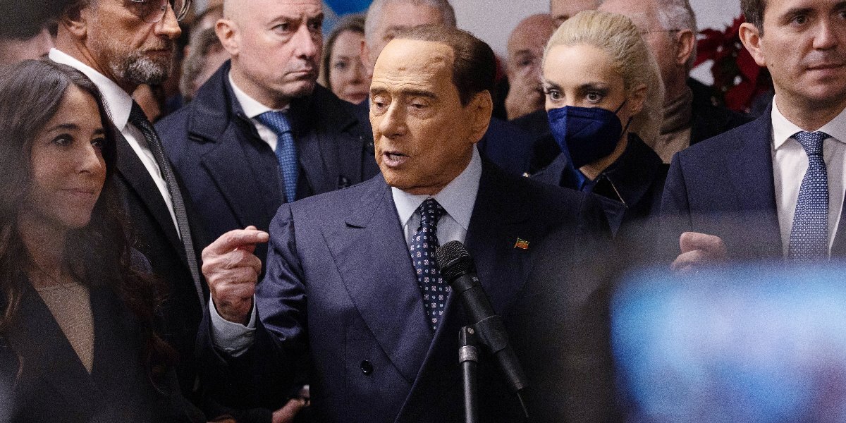 «Берлускони был яркой фигурой, при нем «Милан» добивался выдающихся успехов» — Колосков