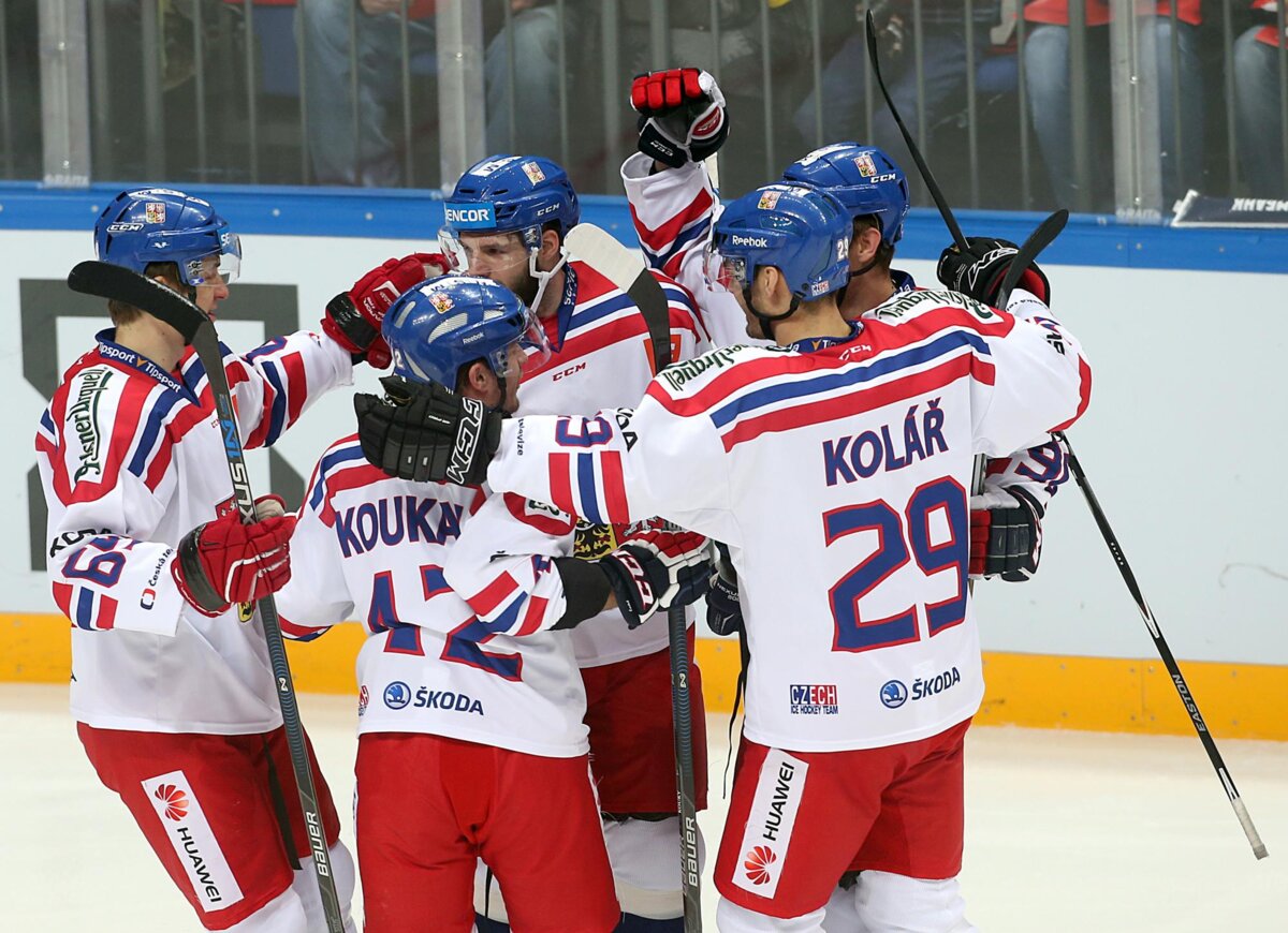 Чешские хоккеисты нанесли Белоруссии очередное поражение в Дании при судействе Гофмана