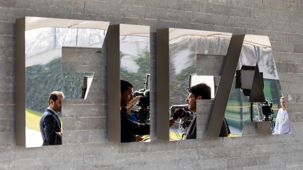 ФИФА — о форме сборной Украины: «Утверждение экипировки команд-участниц остается на усмотрении УЕФА»