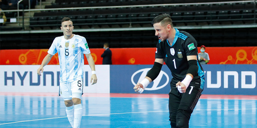 Сборная Аргентины вышла в финал ЧМ по мини-футболу, обыграв Бразилию