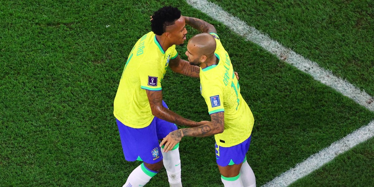 Бразилия — Южная Корея — 4:0. Дани Алвес заменил Эдера Милитао в матче ЧМ-2022