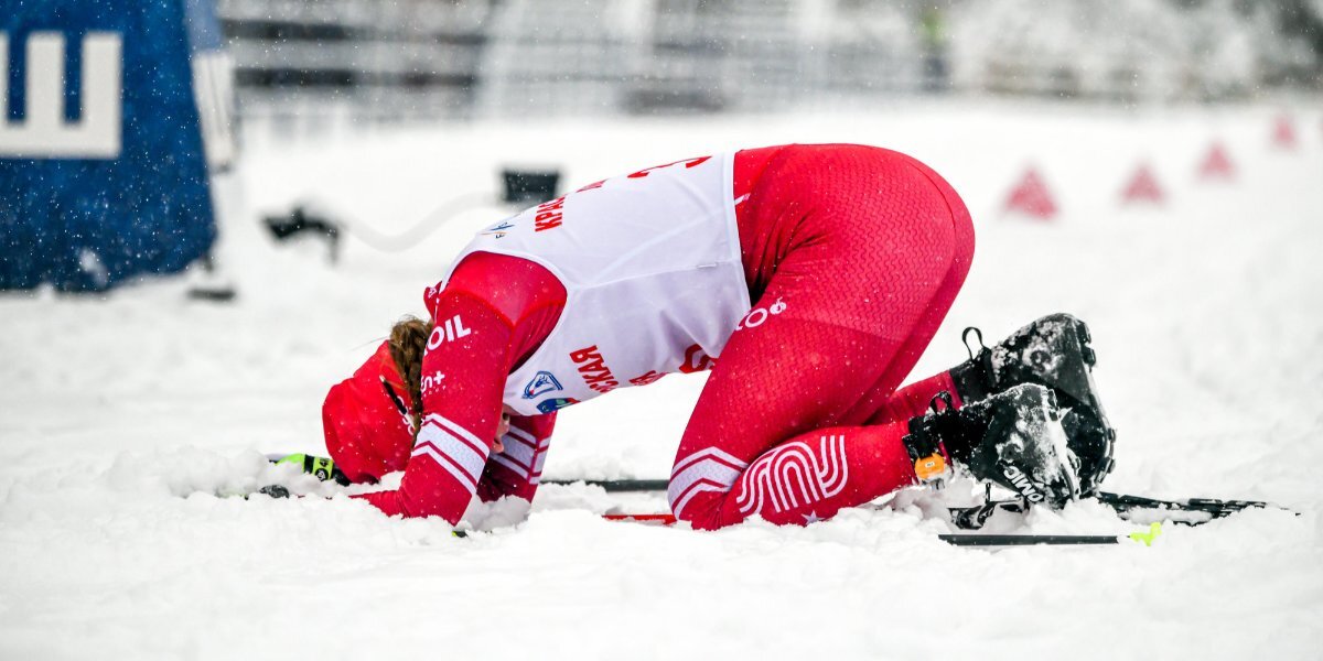 Тренер сборной России Сорин считает, что лыжница Фалеева сама виновата в падении в спринте на «Чемпионских высотах»