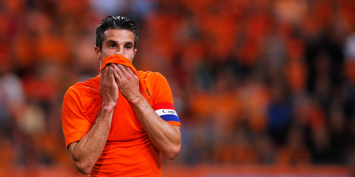 35-летний ван Перси признан игроком августа в Голландии