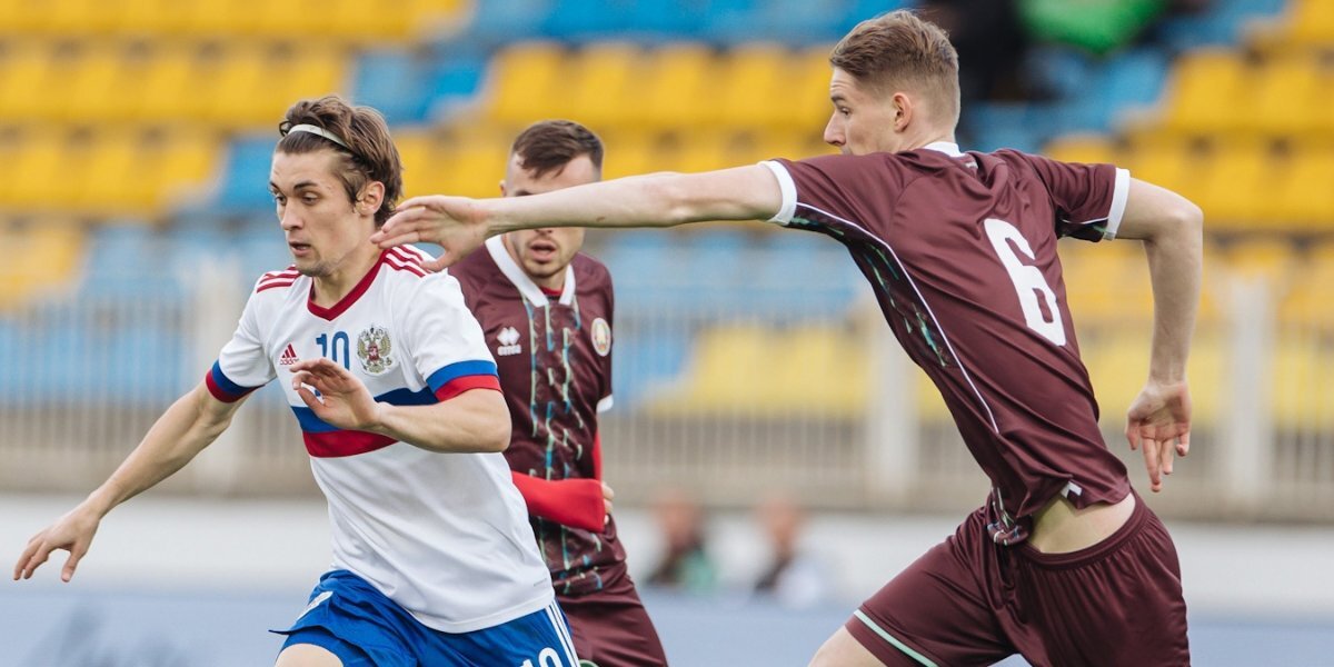 Тренер молодежной сборной Белоруссии объяснил крупное поражение от России разницей в классе футболистов