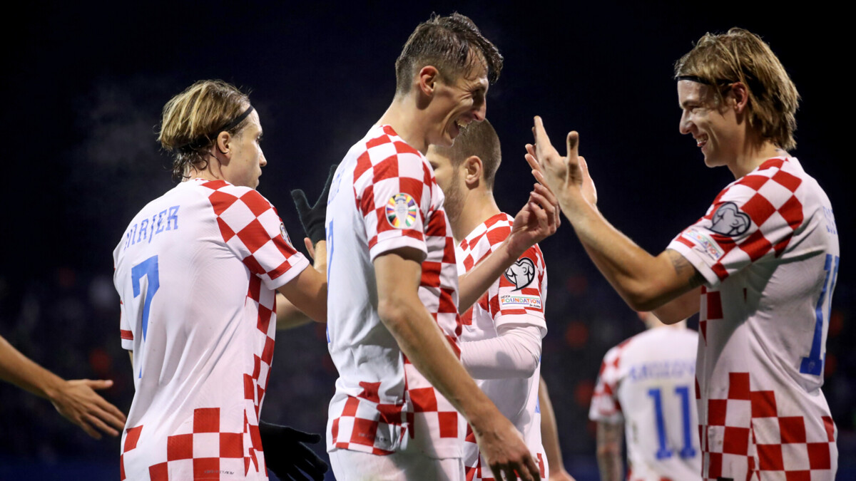 Сборная Хорватии обыграла команду Армении и пробилась на чемпионат Европы по футболу