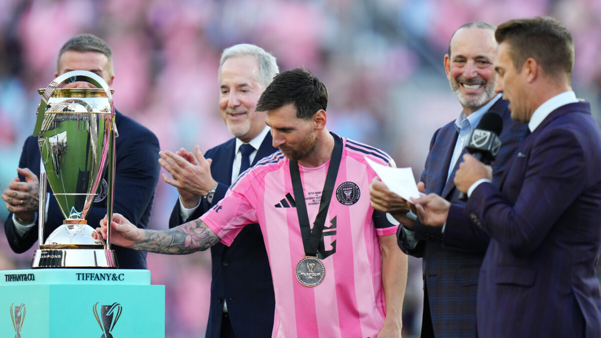 Месси обновил рекорд по количеству трофеев за карьеру