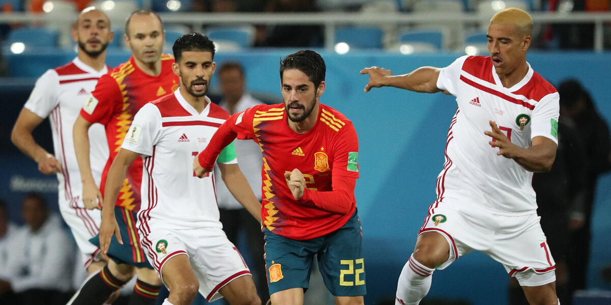Сборная Испании ушла от поражения в матче с Марокко и вышла на Россию в 1/8 финала ЧМ