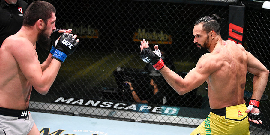 Конфликт чеченца и бразильца кончился пощечинами в клетке UFC. Что произошло?