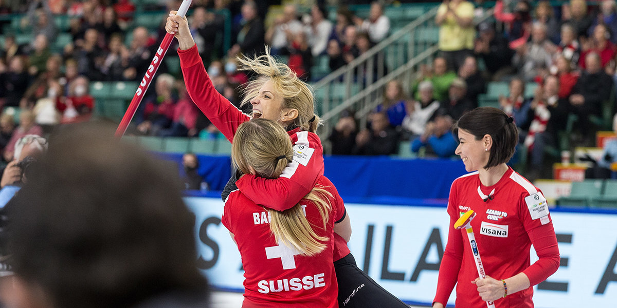 Женская сборная Швейцарии победила Южную Корею в финале чемпионата мира по керлингу