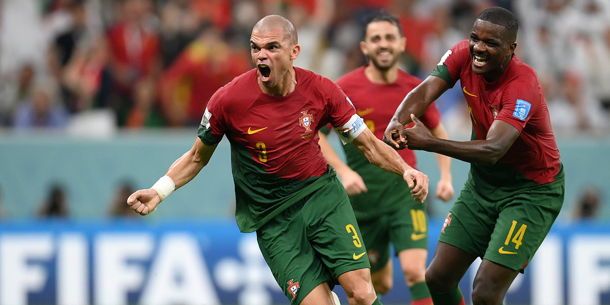 Португалия — Швейцария: 2:0: Пепе забил второй мяч сборной Португалии в матче 1/8 финала ЧМ-2022. Видео