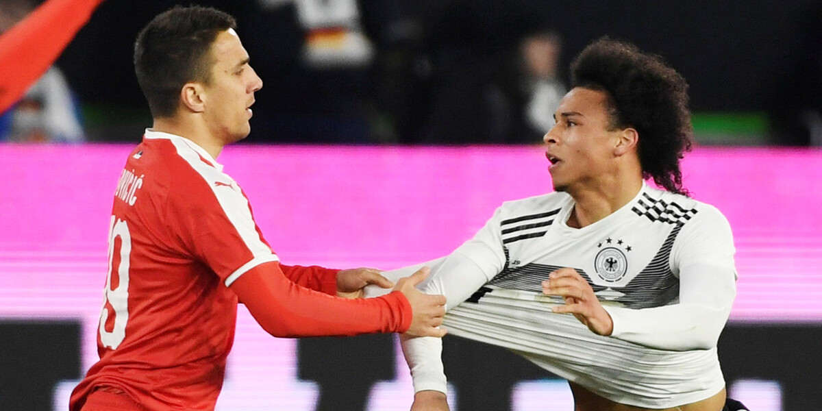 Товарищеский матч Германии и Сербии завершился потасовками и удалением. У нас есть видео