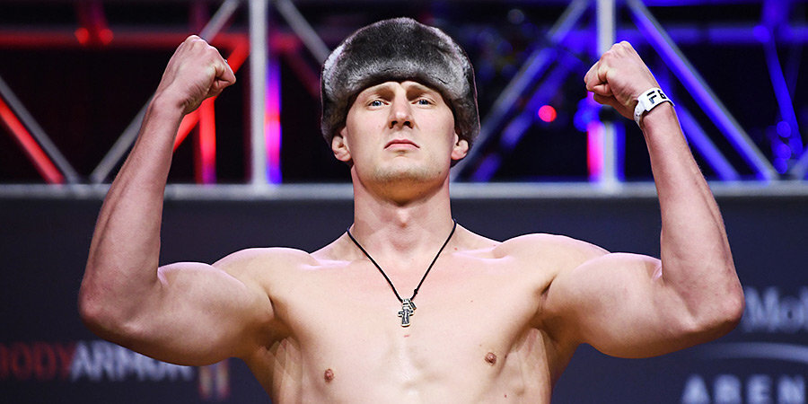 Александр Волков — о сопернике на турнире UFC 254: «Харрис — бьющий, интересный. Он проигрывал только топ-бойцам»