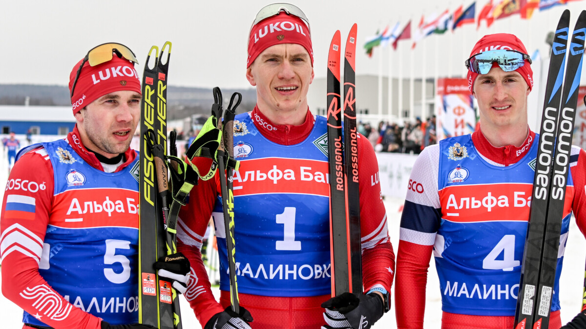 Большунов одержал победу в скиатлоне на чемпионате России