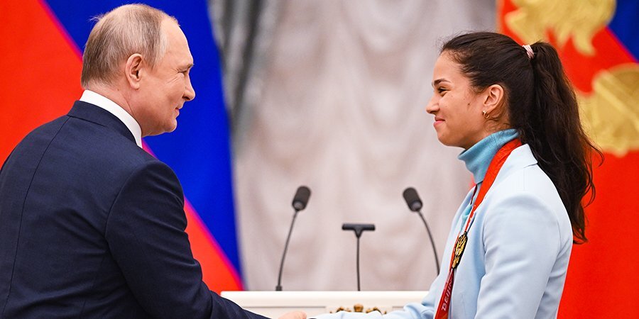 «Нужно верить в то, что говоришь» — Вероника Степанова о волнении в присутствии президента России