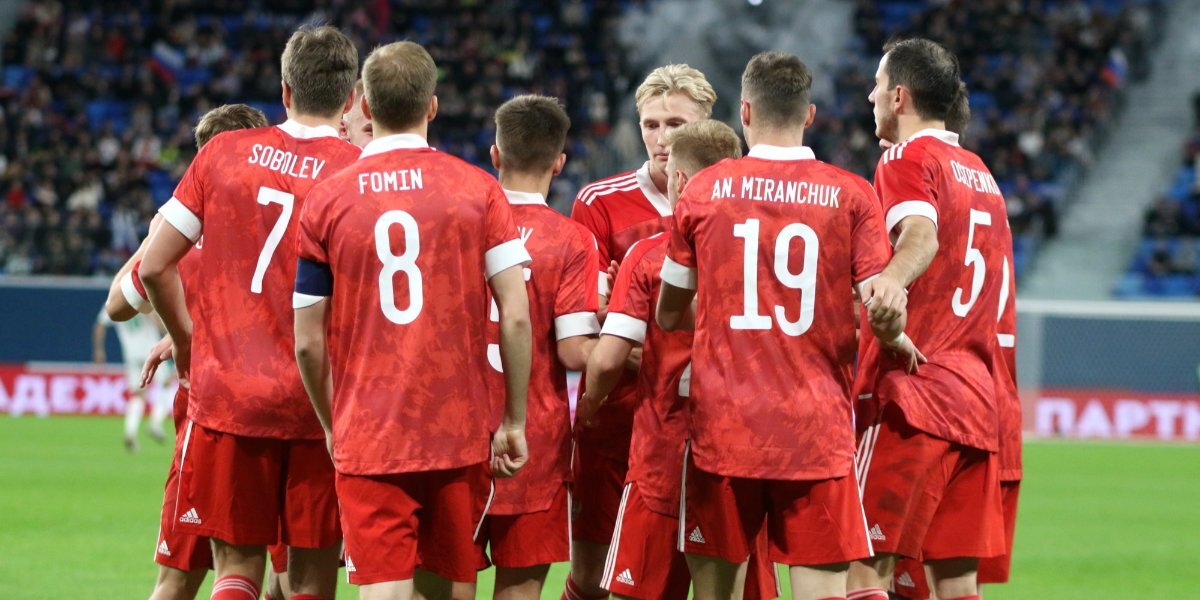 Сборная России сохранила 37-е место в обновленном рейтинге ФИФА, Аргентина поднялась на первое место