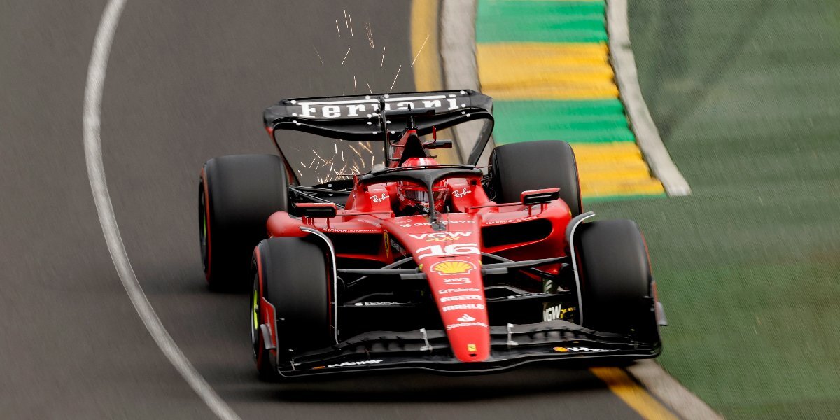 Пилот «Феррари» Леклер сошел с гонки Гран-при Австралии на первом круге