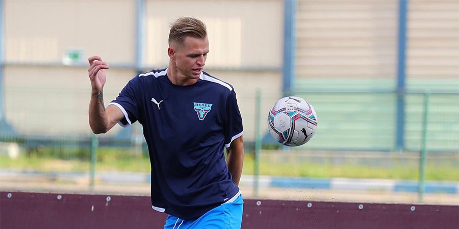 «Велес» обыграл «Томь» в дебютном матче Тарасова