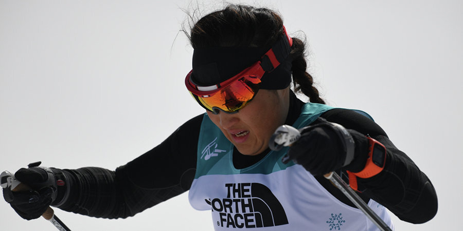«Плакала в номере. И услышала гимн, наш, родной!» Российская лыжница — об эмоциях после отстранения от Паралимпиады