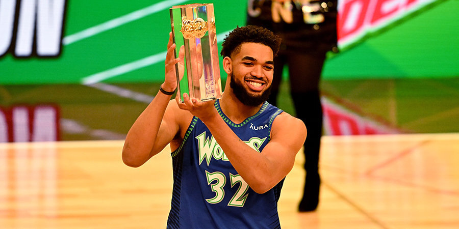 Центровой «Миннесоты» Таунс победил в конкурсе трехочковых на Уикенде звезд НБА