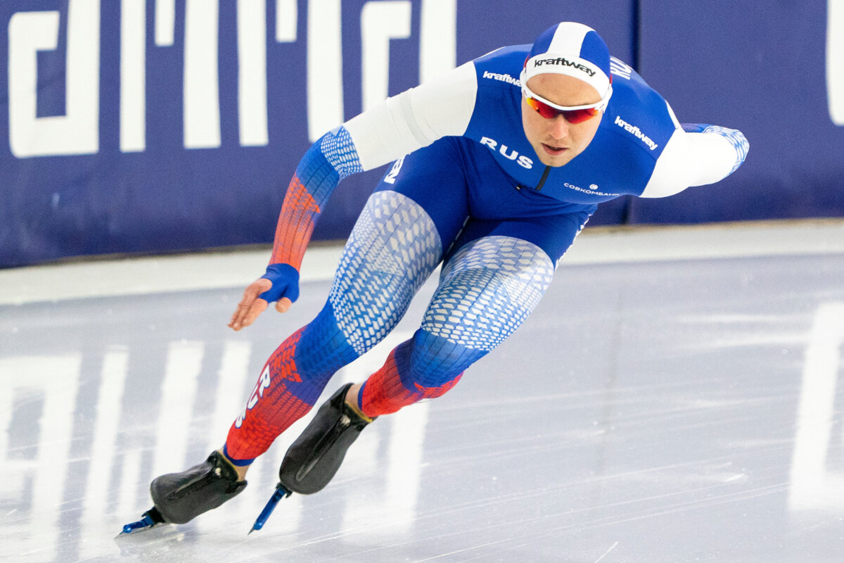 Кулижников завоевал серебро в забеге на 1000 метров на ЧМ