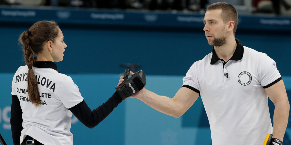 Чемпионы мира по керлингу Крушельницкий и Брызгалова сыграли вместе первый матч впервые с ОИ-2018