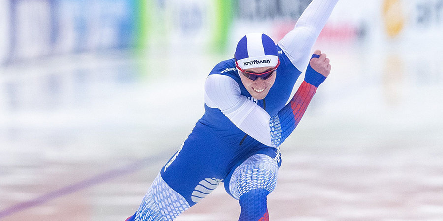 Российский конькобежец Муштаков стал 20-м из-за падения на Кубке мира