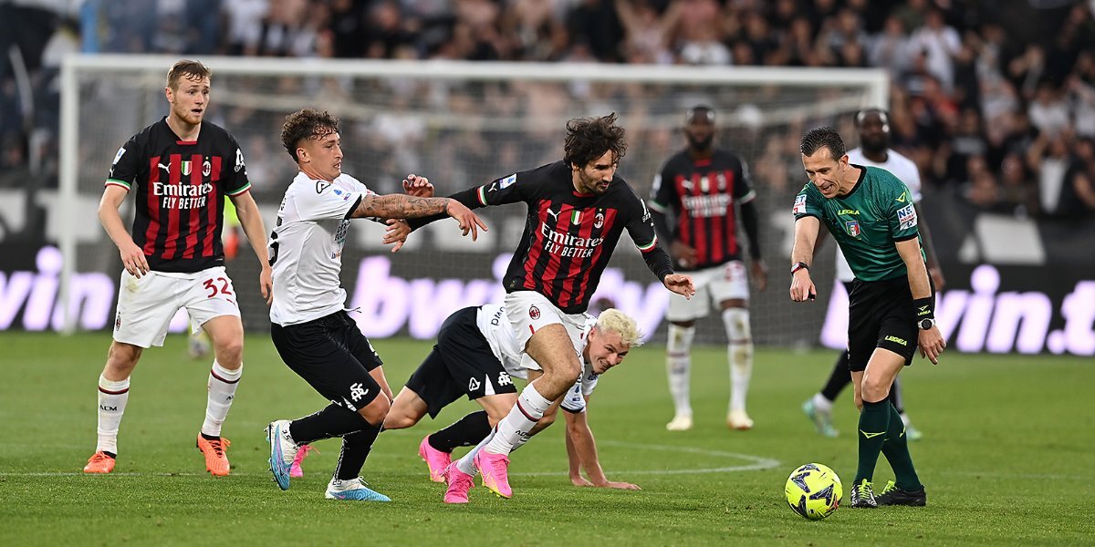 «Милан» проиграл на выезде «Специи» в матче Серии А