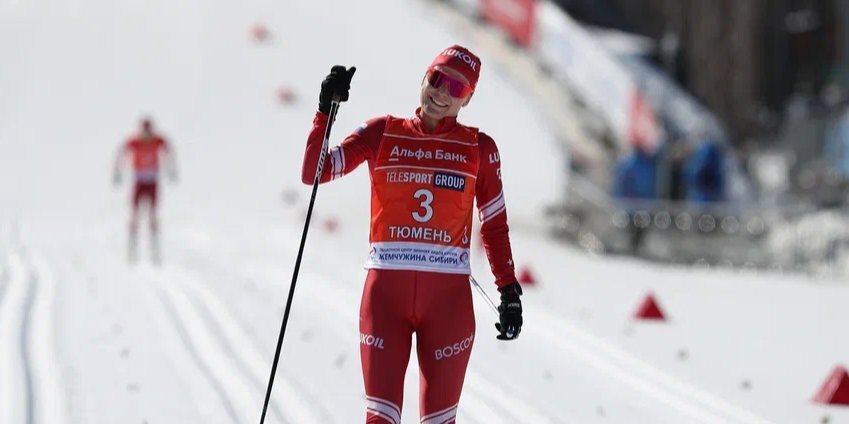 Лыжница Кулешова выиграла женский масс-старт на ЧР, опередив Истомину на 13,3 секунды