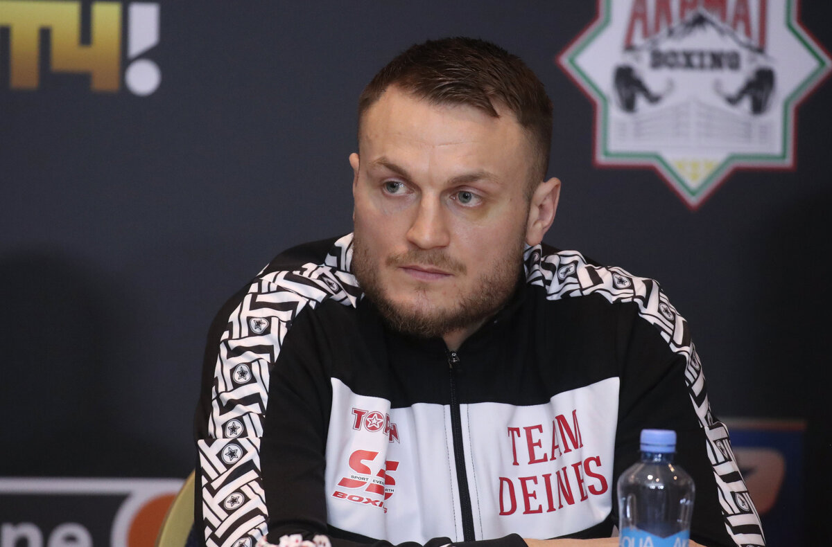 Адам Дейнес: «Бетербиев впервые боксирует в России. Это может оказывать на него давление»
