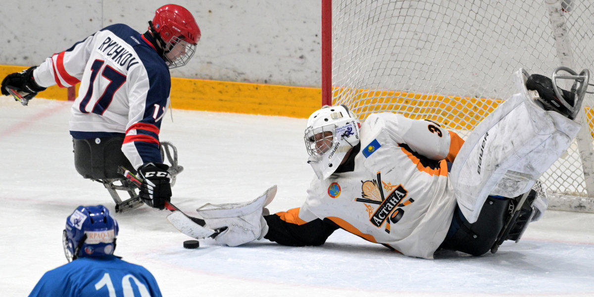 Сборная России-2 по следж-хоккею переиграла команду Казахстана на играх «Мы вместе. Спорт»