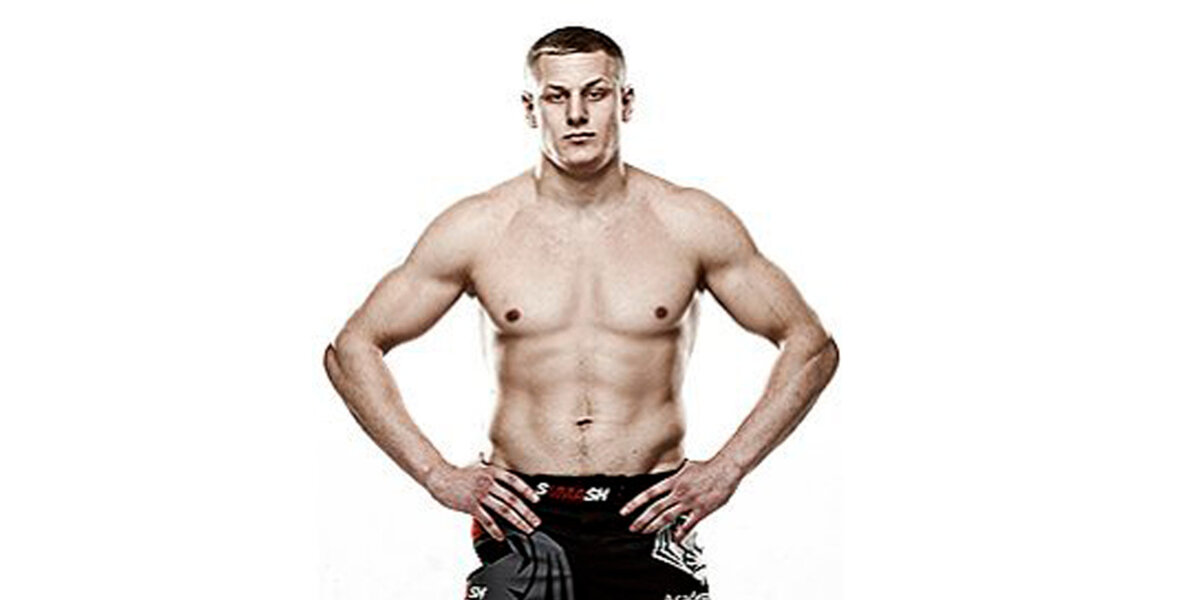 Россиянин Павлович уступил в своем дебютном поединке в UFC