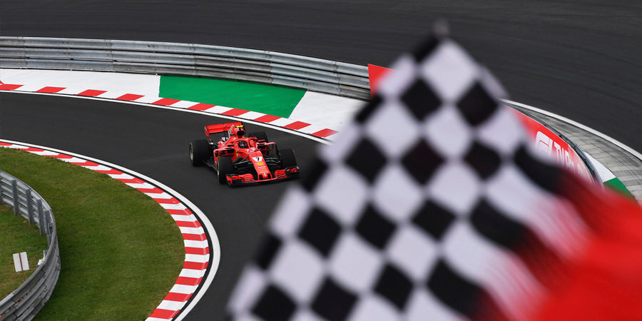 «Формула-1» будет по кусочкам продавать клетчатый флаг после каждой гонки сезона