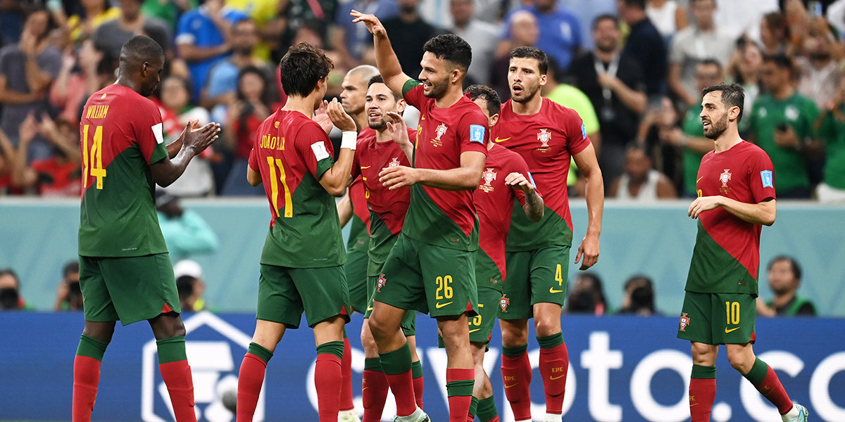 «Это была одна из лучших ночей в нашем футболе» — президент Португалии о выходе сборной в четвертьфинал ЧМ-2022